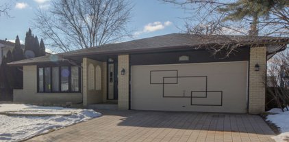 380 S Western Avenue, Bartlett