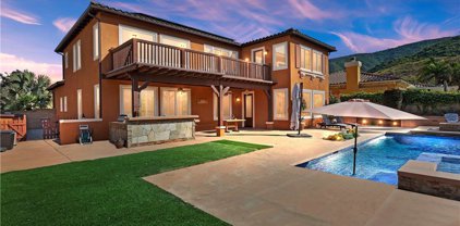 7599 Lady Banks, Corona