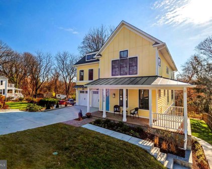 2424 Forest Glen Rd, Silver Spring