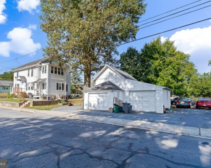 80 W Charlotte St, Millersville