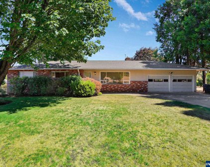 1741 40th Av, Salem