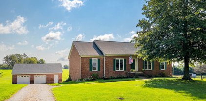 5217 Orphan Ln, Shelbyville