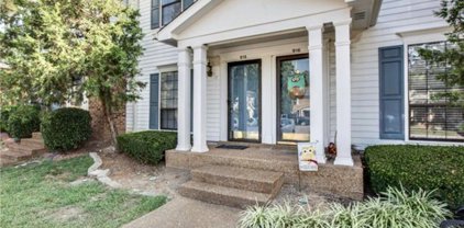 915 Brentwood Pt, Brentwood