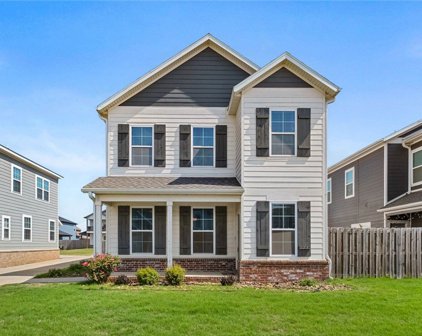1731 W Broadway  Place, Rogers