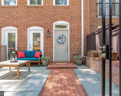 1034 N Randolph St, Arlington