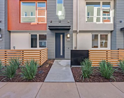 703 Starfish LN, Foster City