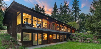 17106 208th Avenue NE, Woodinville