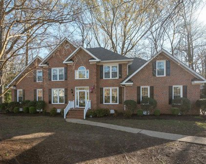 207 Sunrise Bluff Lane, Smithfield