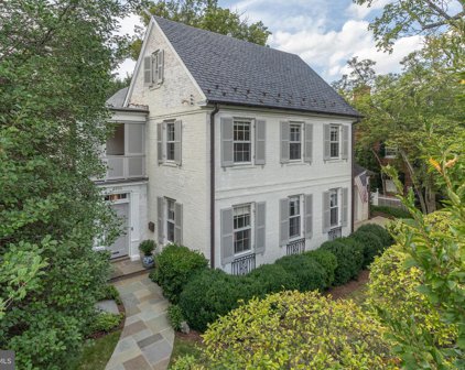 1804 45th St Nw, Washington