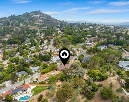 9341 Carmichael Dr, La Mesa