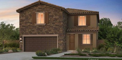 2274 Melogold Way, Corona