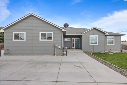 385 Hanford ST, Richland
