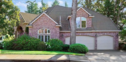 2054 Southampton Ct, Salem