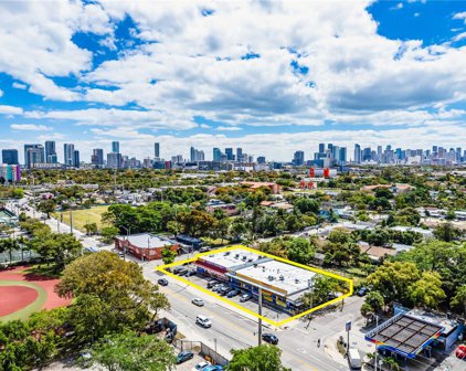 900 Nw 36th St, Miami