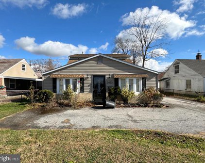 3423 Sollers Point Rd, Dundalk