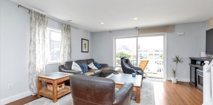 231 E Broadway Unit #Upper, Long Beach