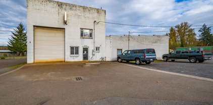 2324 Main St