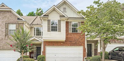 372 Creek Manor Way, Suwanee