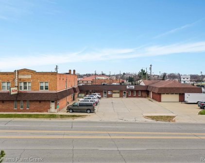 32916 UTICA, Fraser