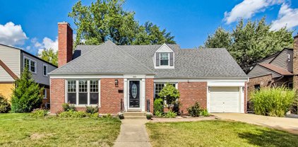 406 W Lonnquist Boulevard, Mount Prospect