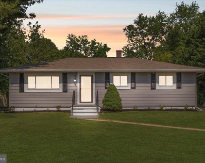 9 Corns Dr, Bel Air
