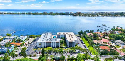 1516 S Lakeside Dr Unit #112, Lake Worth