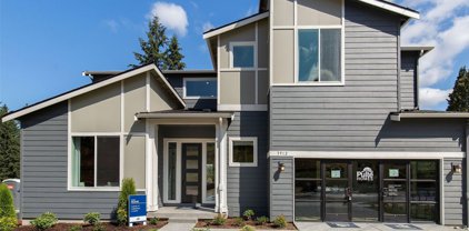 3912 NE 27th Place Unit #01, Renton