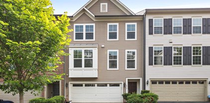 8919 Dahlgren Ridge Rd, Manassas