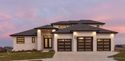 3925 S 210th Avenue, Elkhorn