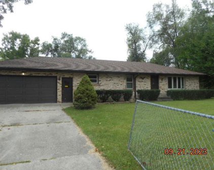 937 Colonial, Machesney Park