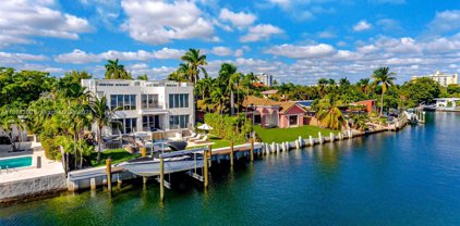 12933 Ixora Cir, North Miami