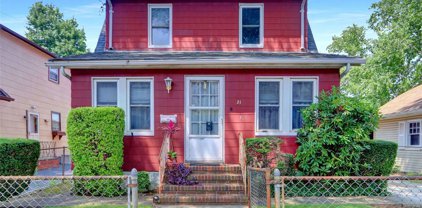 21 Elizabeth Street, Floral Park