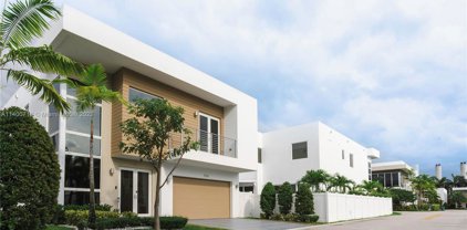 7533 Nw 98th Ct, Doral