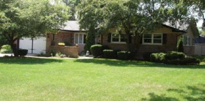 1128 N Kennicott, Arlington Heights