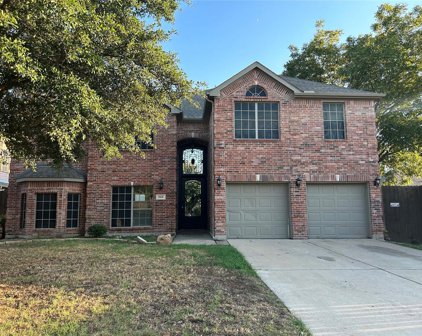 908 Greenfield  Court, Kennedale