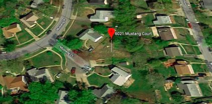 6021 Mustang Ct, Riverdale