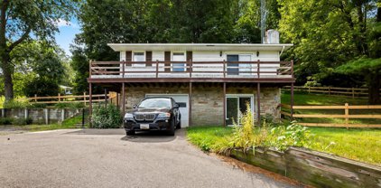4331 Gross Mill Rd, Hampstead
