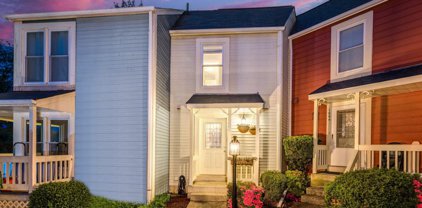 1666 Whisperhill Dr, Reston