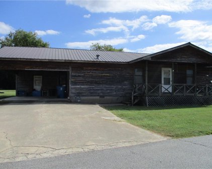 100 N Cass Street, Adairsville