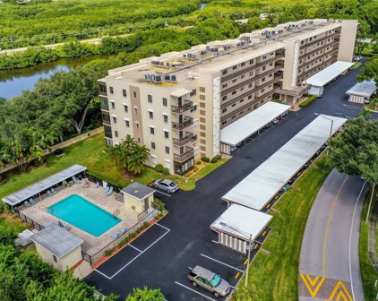 8198 Terrace Garden Drive N Unit 208, St Petersburg