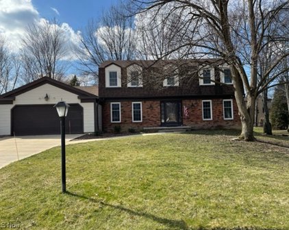 17160 Penny Pines Circle, Strongsville