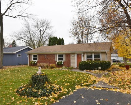 1721 S 3Rd Place, St. Charles