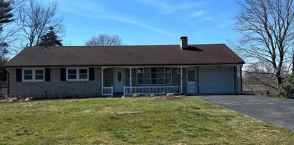 11822 Greenhill Dr, Hagerstown