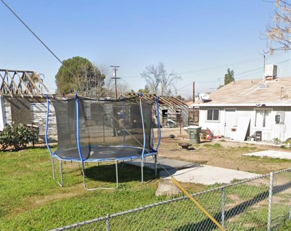 214 E Moneta, Bakersfield
