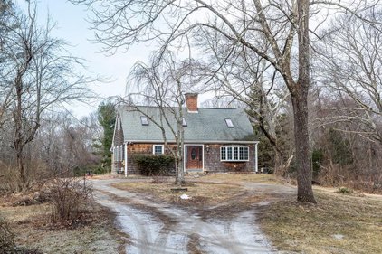 511 Weaver Hill  Road, Coventry