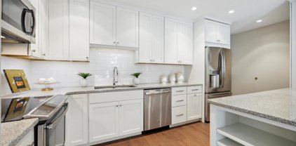 100 Grays Ln Unit #104, Haverford