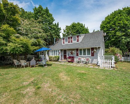 253 Woodlawn Avenue, Saint James