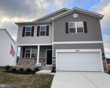 406 Toulouse Ln, Martinsburg