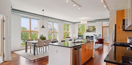 2840 Bryant Avenue S Unit #E305, Minneapolis