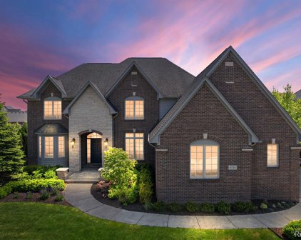 6714 NORTHWICK, Shelby Twp